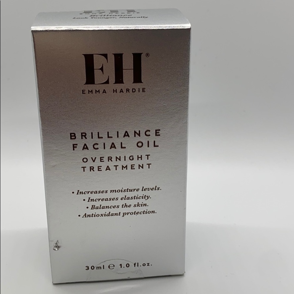Brilliance facial oil